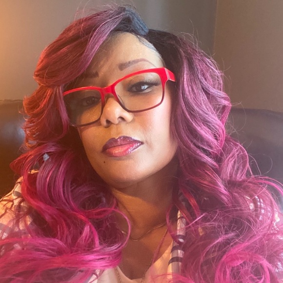 🦋🩷 I’M LIVE RIGHT NOW, LUV! SHARING YOURS & MINES!! 🩷🦋 - Picture 5 of 17